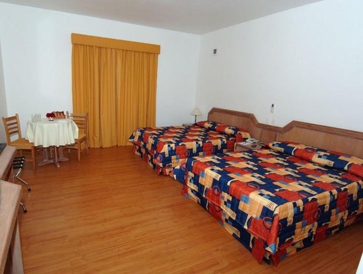 Paradies Hotel Express Jarinu Ngoại thất bức ảnh